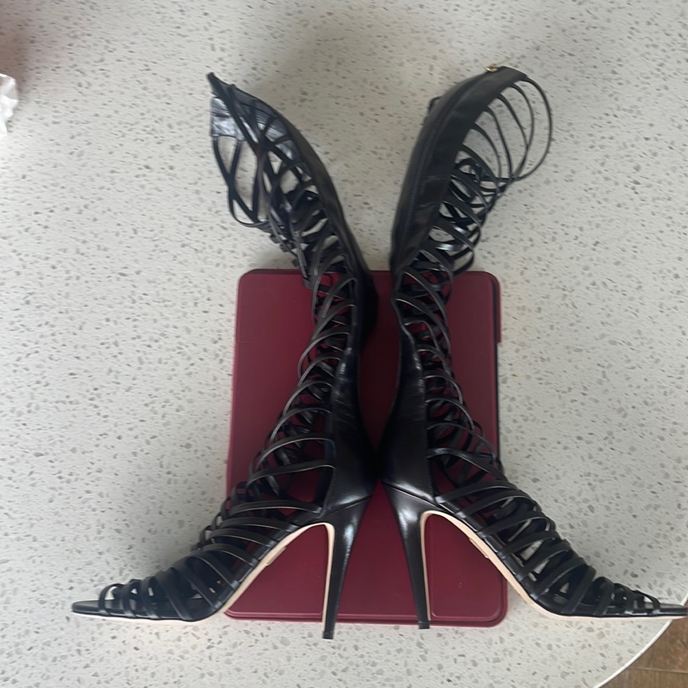 Stunning TAMARA MELLON VERO CUPIO open toe strappy boot knee height! US SIZE 8
